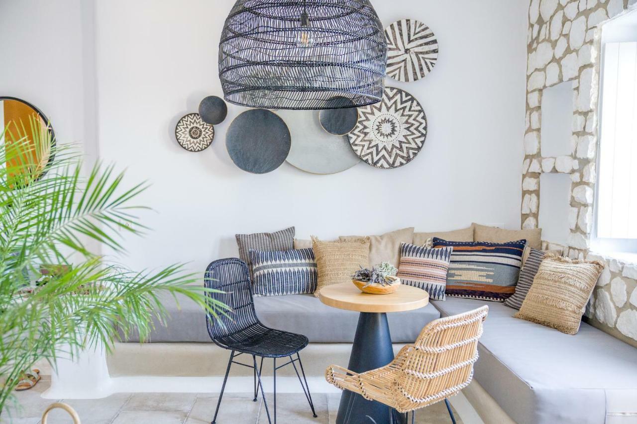 Aparthotel Euphoria Chora Naxos à Naxos City Extérieur photo